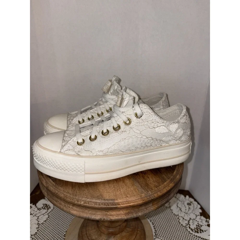 Converse Chuck Taylor All Star Lift Platform 